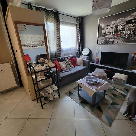 Pour Deplacement 3 Chambres เอคิรอลส์ ภายนอก รูปภาพ